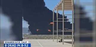 8 dead in B-52 bomber crash at Edwards Air Force Base in California