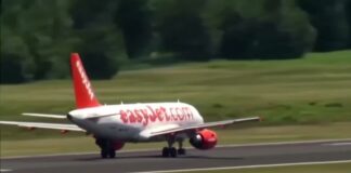EasyJet knocks back Castlelake bid but deal hopes rise